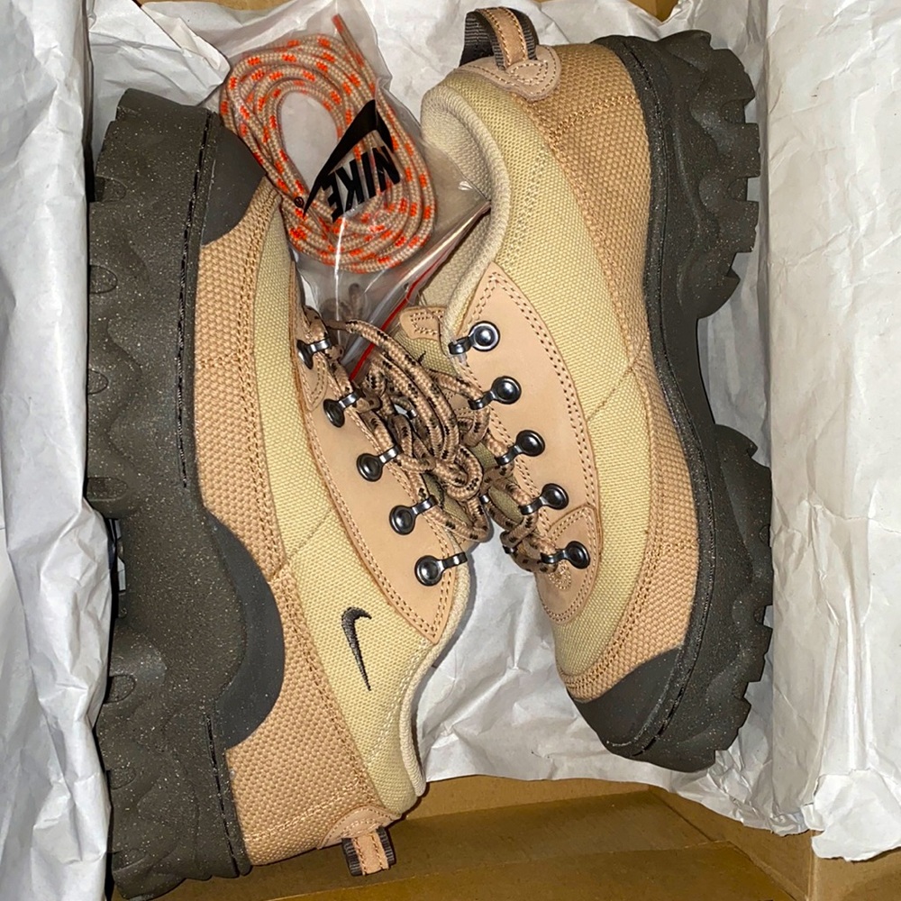Nike labor low